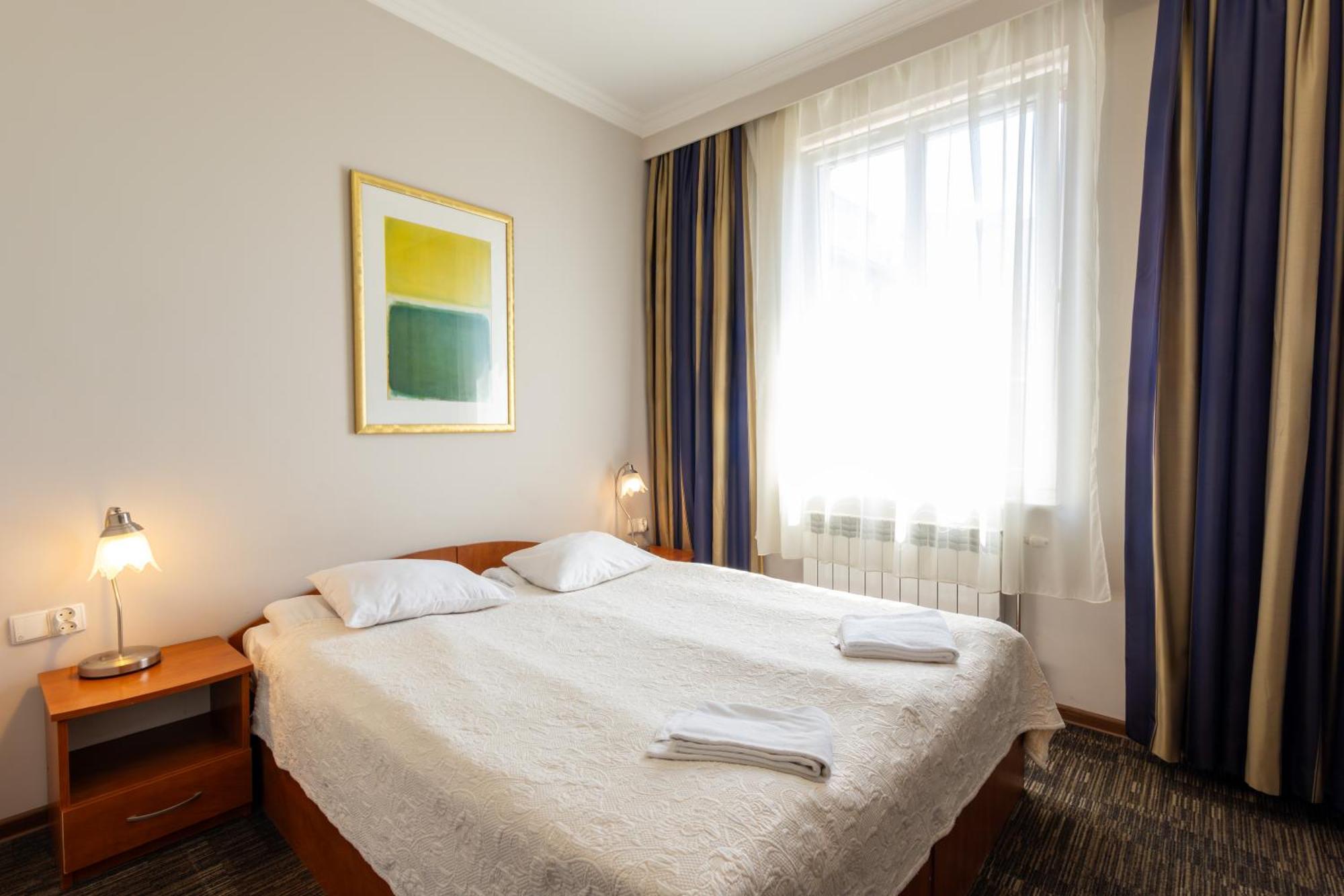 Stadion Aparthotel Warsaw